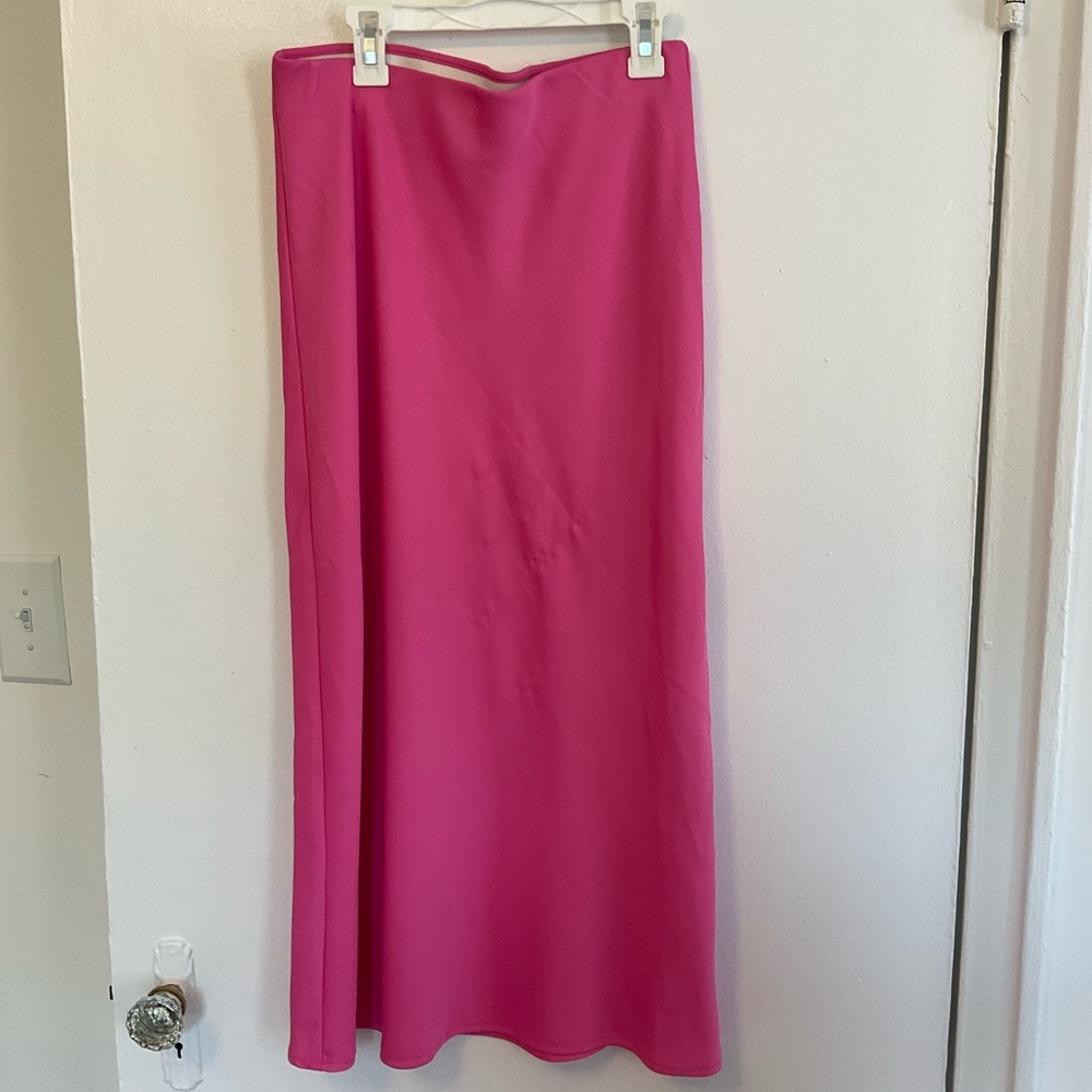Bright pink midi skirt size small